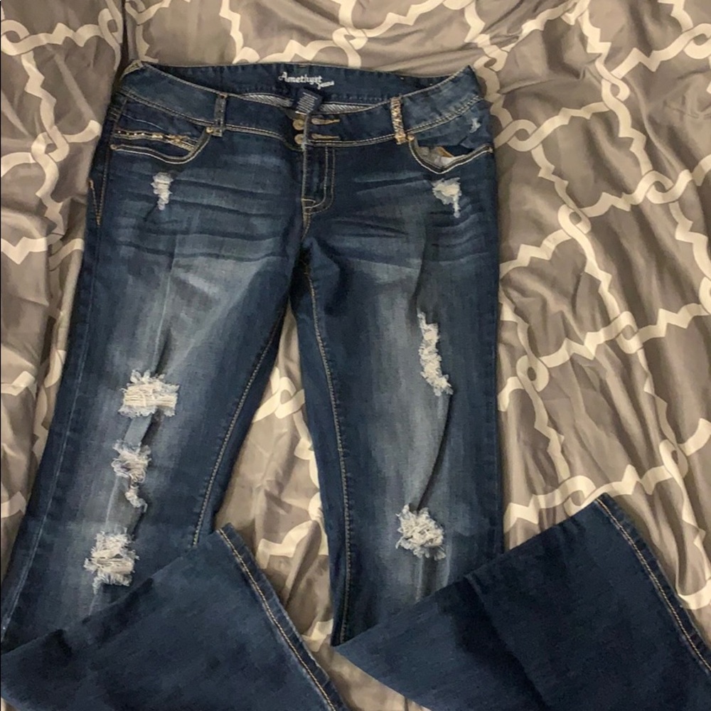 Boot cut jeans